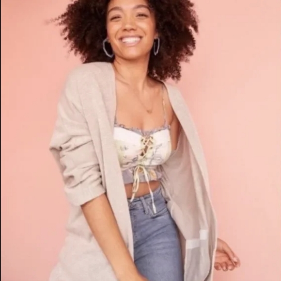 2/$80! DONNI Ribbed Grey and White Striped Open Sweater - Picture 6 of 13